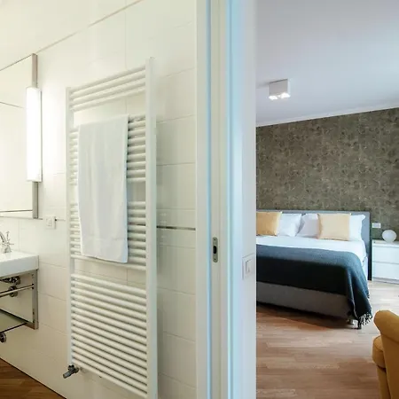 Vicolo Dei Pescatori - By Myhomeincomo * Argegno