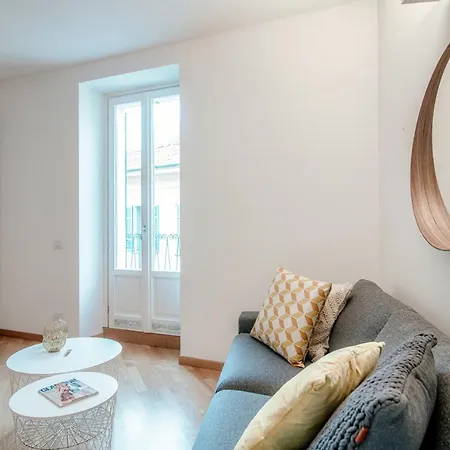 Vicolo Dei Pescatori - By Myhomeincomo Lägenhet